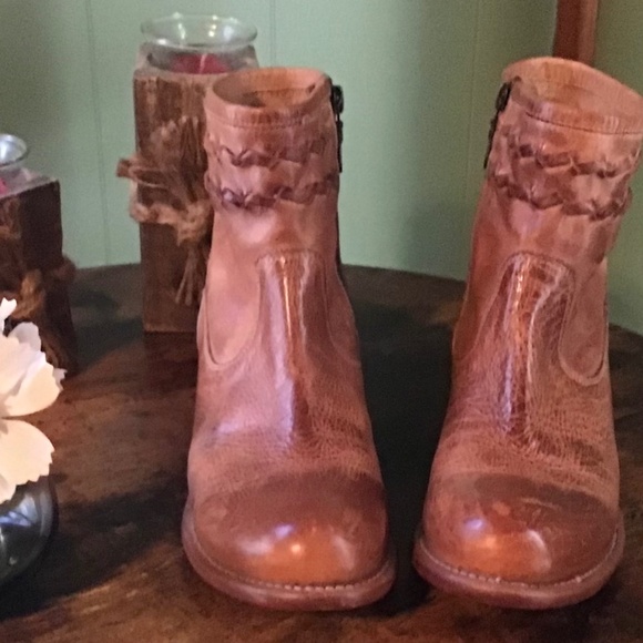 Bed Stu Craven - Like New - Picture 14 of 16